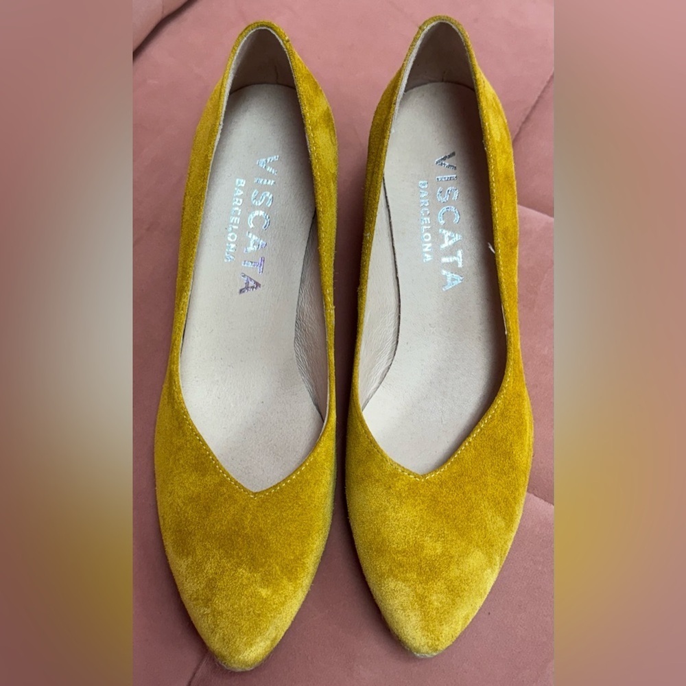 Viscata Women's Marquesa Yellow Suede Espadrille
Wedge Shoes Size 8.5 EU 39 - Picture 3 of 9